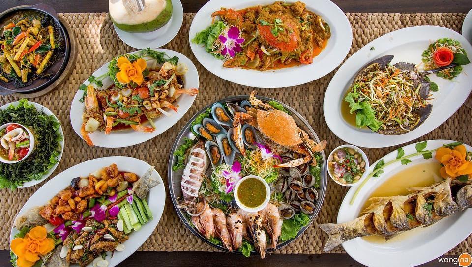 Klang Aow Seafood & Resort Khanom Bagian luar foto