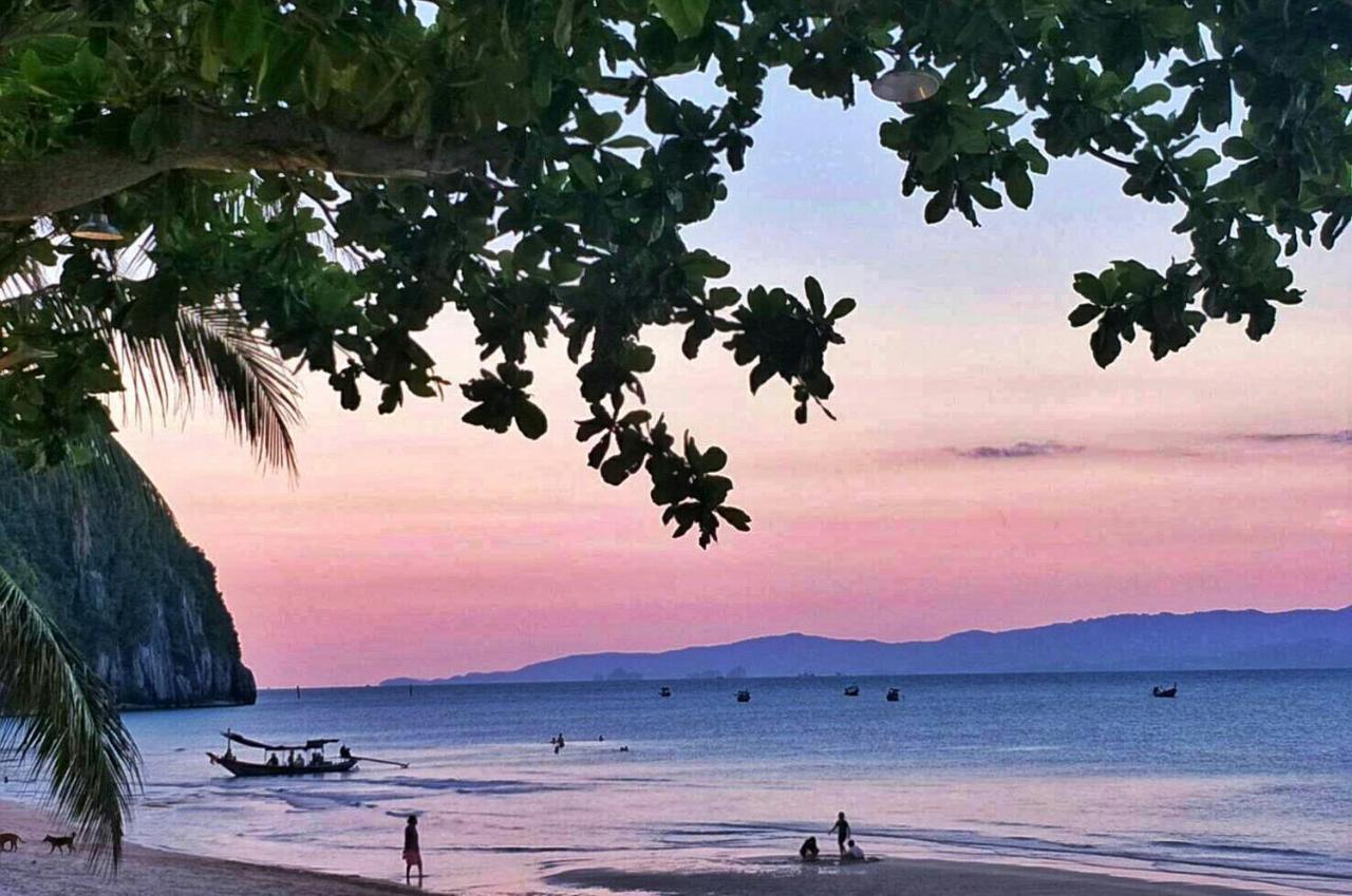 Klang Aow Seafood & Resort Khanom Bagian luar foto